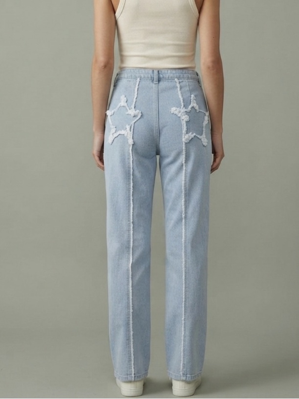 Baevely Blue High Rise Wide Leg Jeans with Star Pockets. Size Medium (28x28)